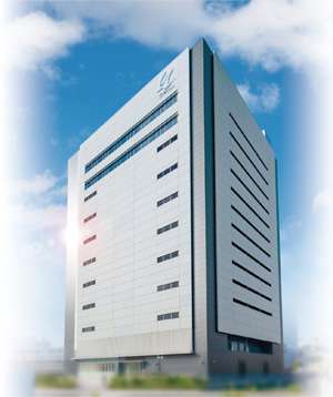 Exterior view of the EneWings Hiroshima Data Center (Source: Cloud Watch).